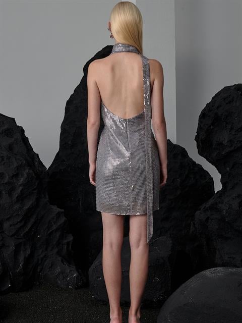 Önü Dekolteli Boyundan Askılı Payetli Kısa Elbise - Gri