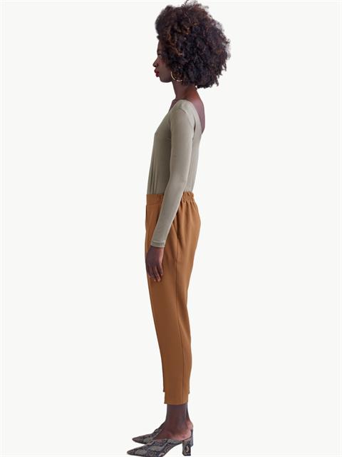 Önü Korsajlı Arkası Lastikli Pantolon - Camel