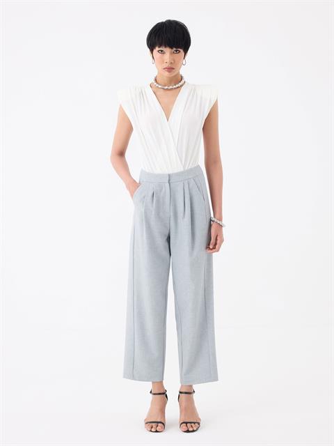 Önü Pile Detaylı Cepli Bol Paça Pantolon - Gri Çizgili