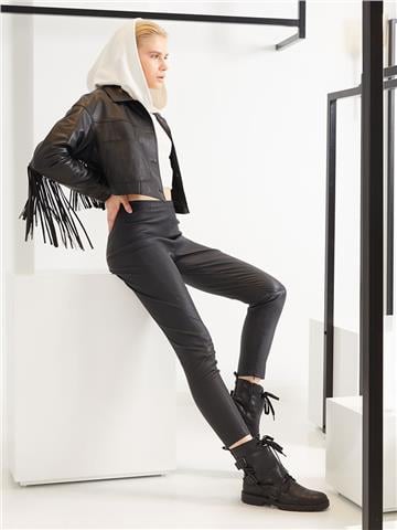 Püsküllü Deri Ceket - Siyah