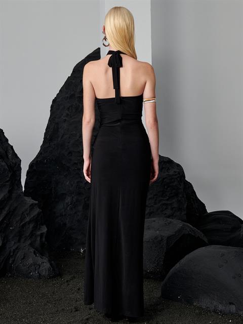 Sırt Dekolteli Boyundan Bağlamalı Yırtmaçlı Elbise - Siyah