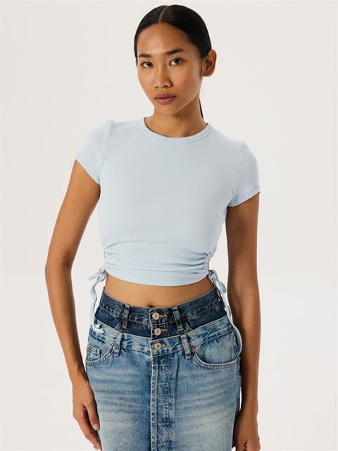 Yanları Büzgü Detaylı Kısa Kollu Body - Mavi