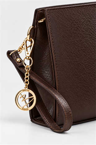 Biess Portföy Clutch El Çantası (Charm Hediyeli) - Acı Kahve