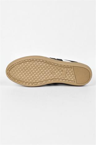 Kadın Bağcıklı Düz Taban Sneaker Spor Ayakkabı - Beyaz