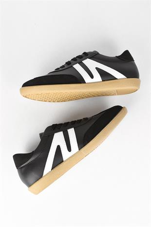 Kadın Bağcıklı Düz Taban Sneaker Spor Ayakkabı - Siyah