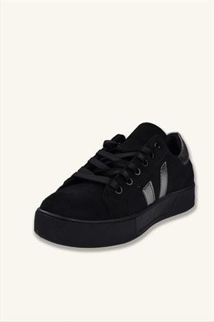 Kadın Gümüş Deri Detaylı Süet Sneaker - Siyah
