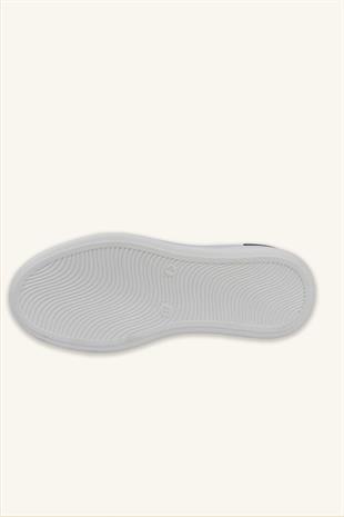 Kadın Gümüş Şerit Detaylı Deri Sneaker - Siyah