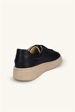 Kadın Hakiki Deri Bağcıklı Sneaker - Siyah