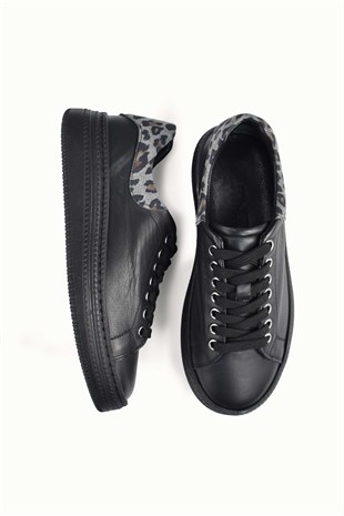 Kadın Leopar Detaylı Hakiki Deri Bağcıklı Sneaker - Siyah
