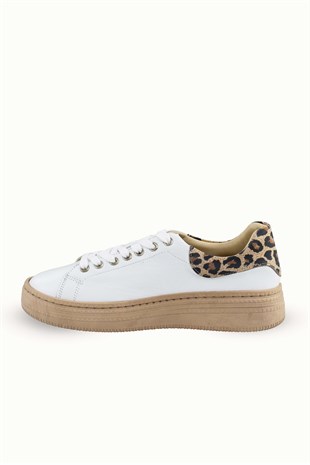 Kadın Leopar Detaylı Hakiki Deri Bağcıklı Sneaker - Beyaz
