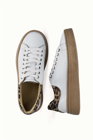Kadın Leopar Detaylı Hakiki Deri Bağcıklı Sneaker - Beyaz