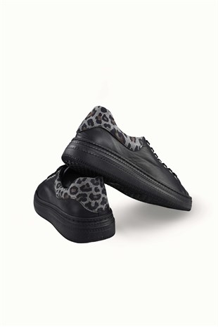 Kadın Leopar Detaylı Hakiki Deri Bağcıklı Sneaker - Siyah