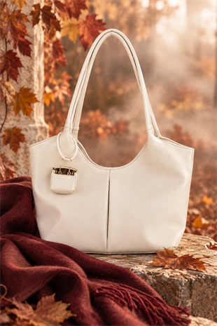 Melany Model Charm Detaylı El ve Omuz Çantası - Krem