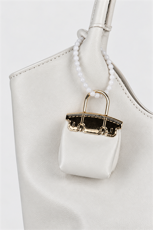 Melany Model Charm Detaylı El ve Omuz Çantası - Krem