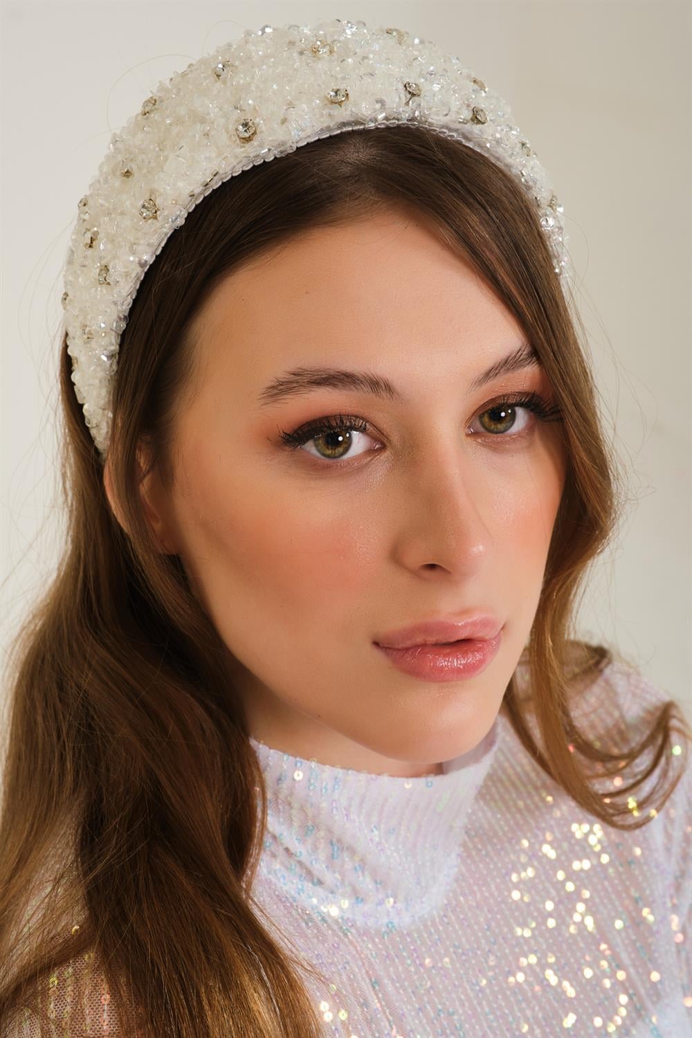 Gelin Tacı Gelin Saç Aksesuarı El İşlemeli Boncuk Pul Taş Detaylı Beyaz Gelin Tacı Nikah Tacı