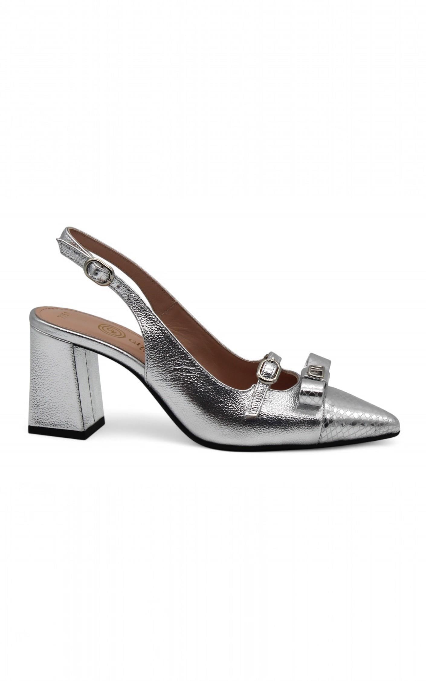 Şık Tasarımlı Topuklu Sandalet