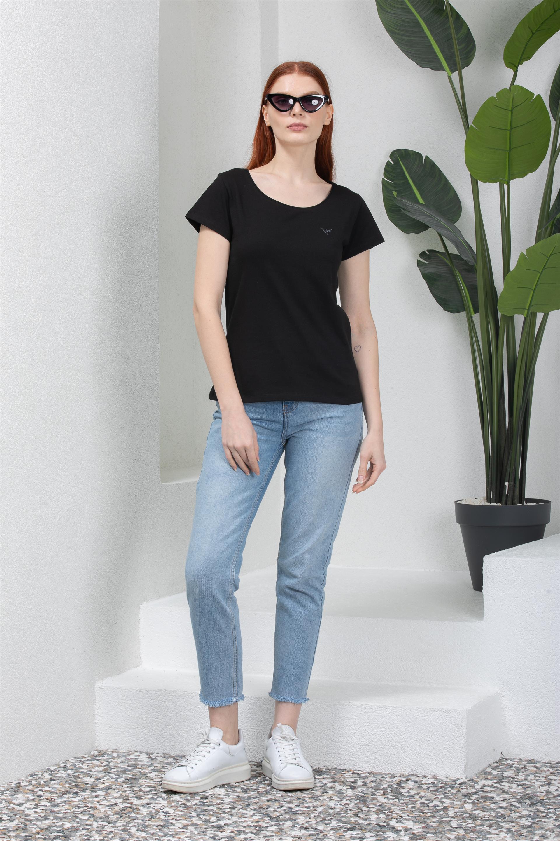 Kadın %100 Pamuk Siyah Basıc Tişört