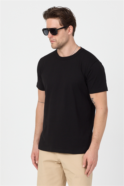 Normal Kalıp Rahat  Basic T-Shirt Erkek Siyah T-Shirt TBTSHRT010