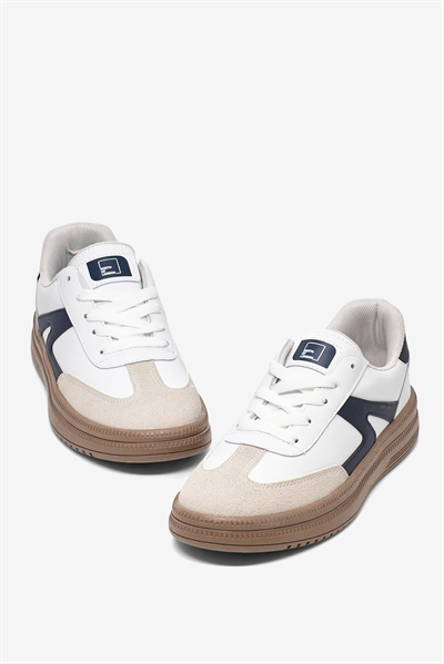 Rahat Kalıp Kauçuk Taban Bağcıklı Sneaker Kadın Beyaz Lacivert Sneaker TBTYLDZ005