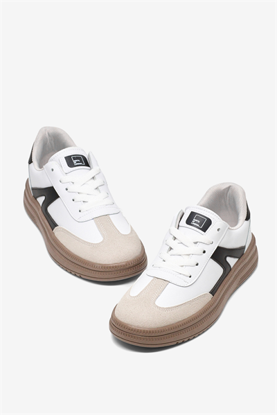 Rahat Kalıp Kauçuk Taban Bağcıklı Sneaker Kadın Beyaz Siyah Sneaker TBTYLDZ005