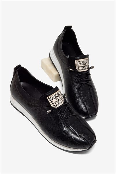Rahat Kalıp Ortopedik Bağcıklı Loafer Kadın Siyah Loafer TBHSNCMC1945