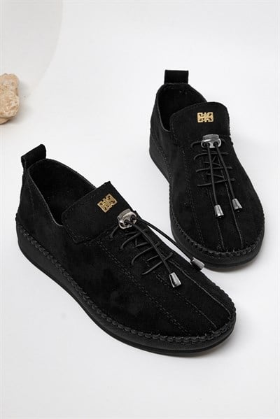 Rahat Kalıp Taş Detaylı Bağcıklı Loafer Kadın Siyah Loafer TBRDS1903