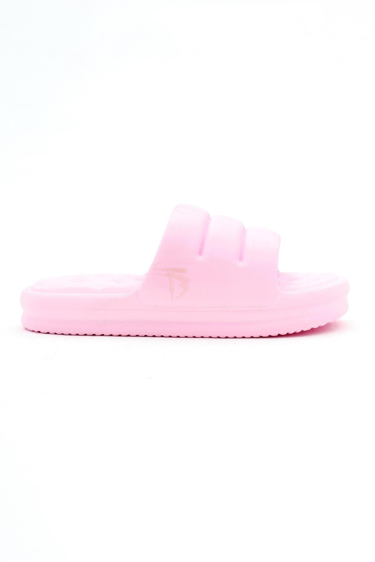 Kad n Pembe Rahat Kal p Dilimli Model Onu Ac k Eva Terlik Tonny Black