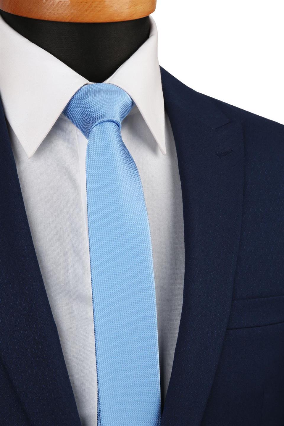 Açık Mavi Kendinden Desen Çok İnce Kravat UST28