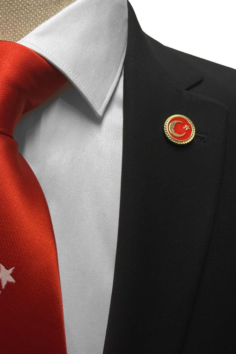 Altın Renk Ay Yıldız Atatürk Silüeti Yaka İğnesi YI410