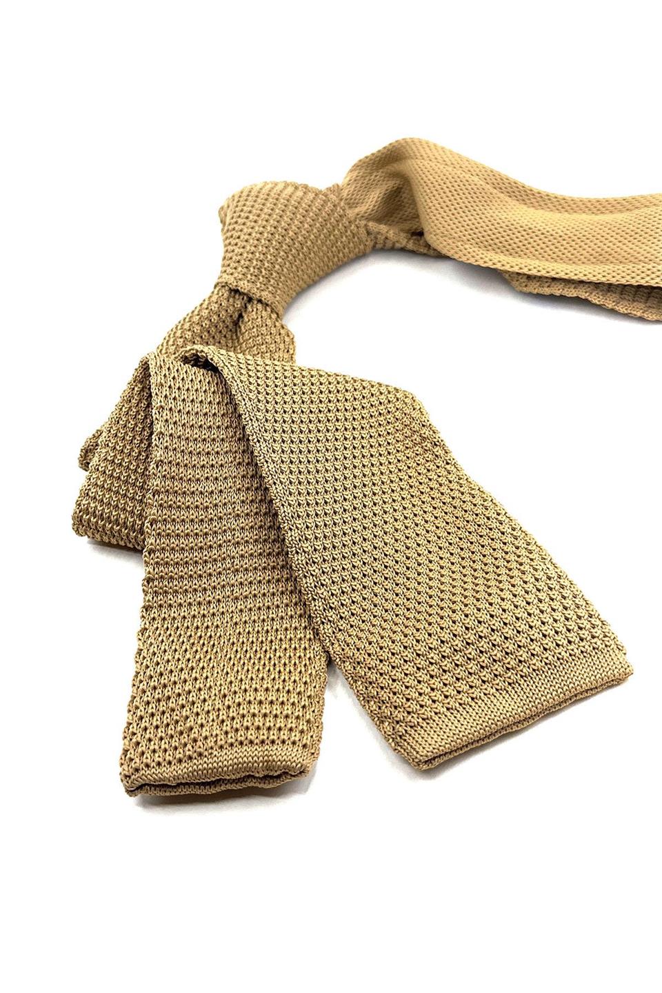 Altın Renk Düz Örgü Kravat ÖR8311