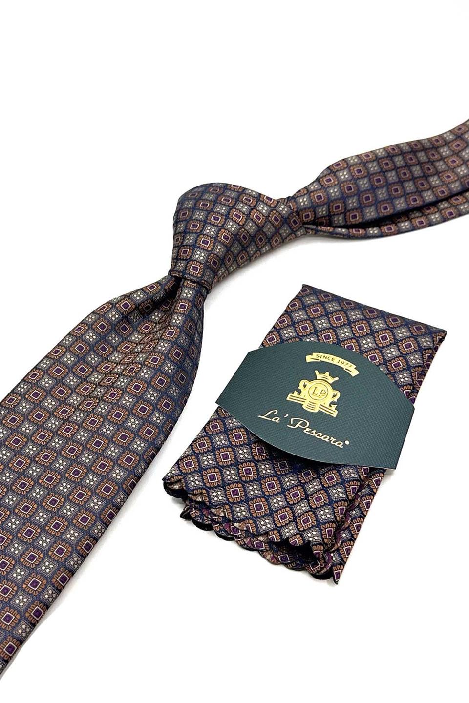 Bej - Gri Küçük Desen Mendilli Klasik Kravat KK13026