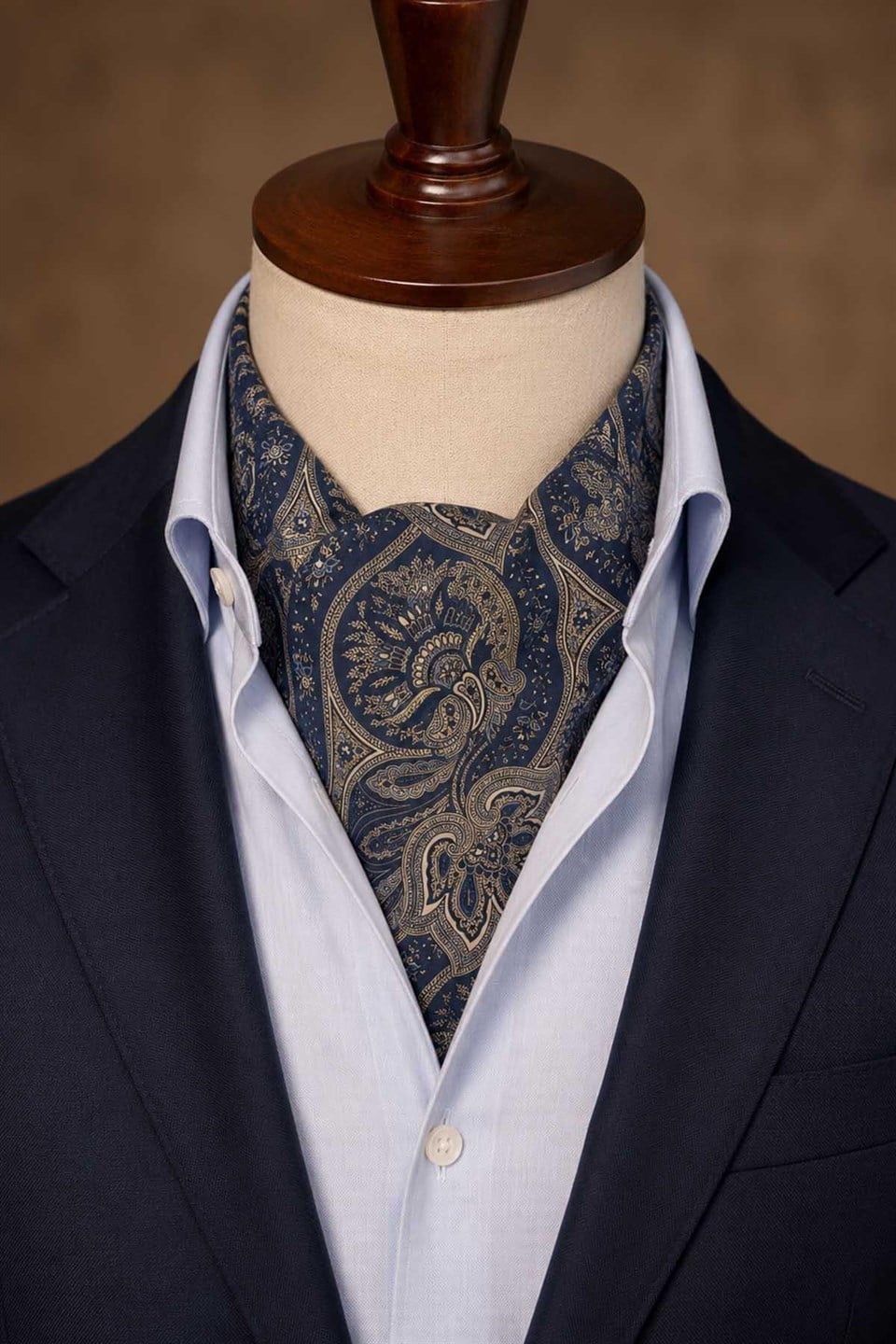 Bej Lacivert Şal Desen İtalyan İpek Ascot Kravat SAC120