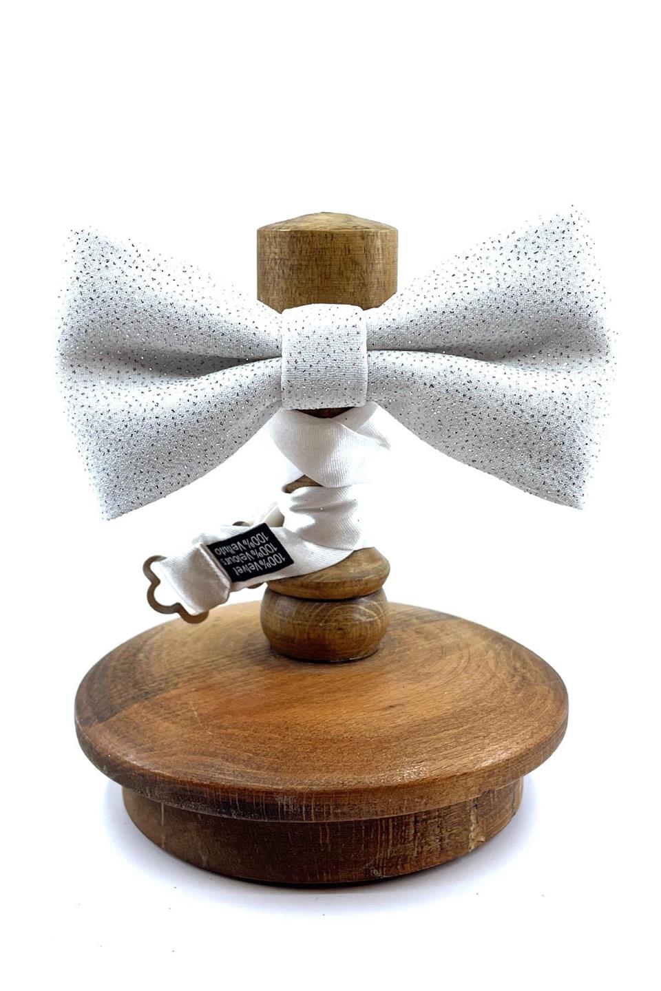 Beyaz Simli Damatlık Papyon P1693