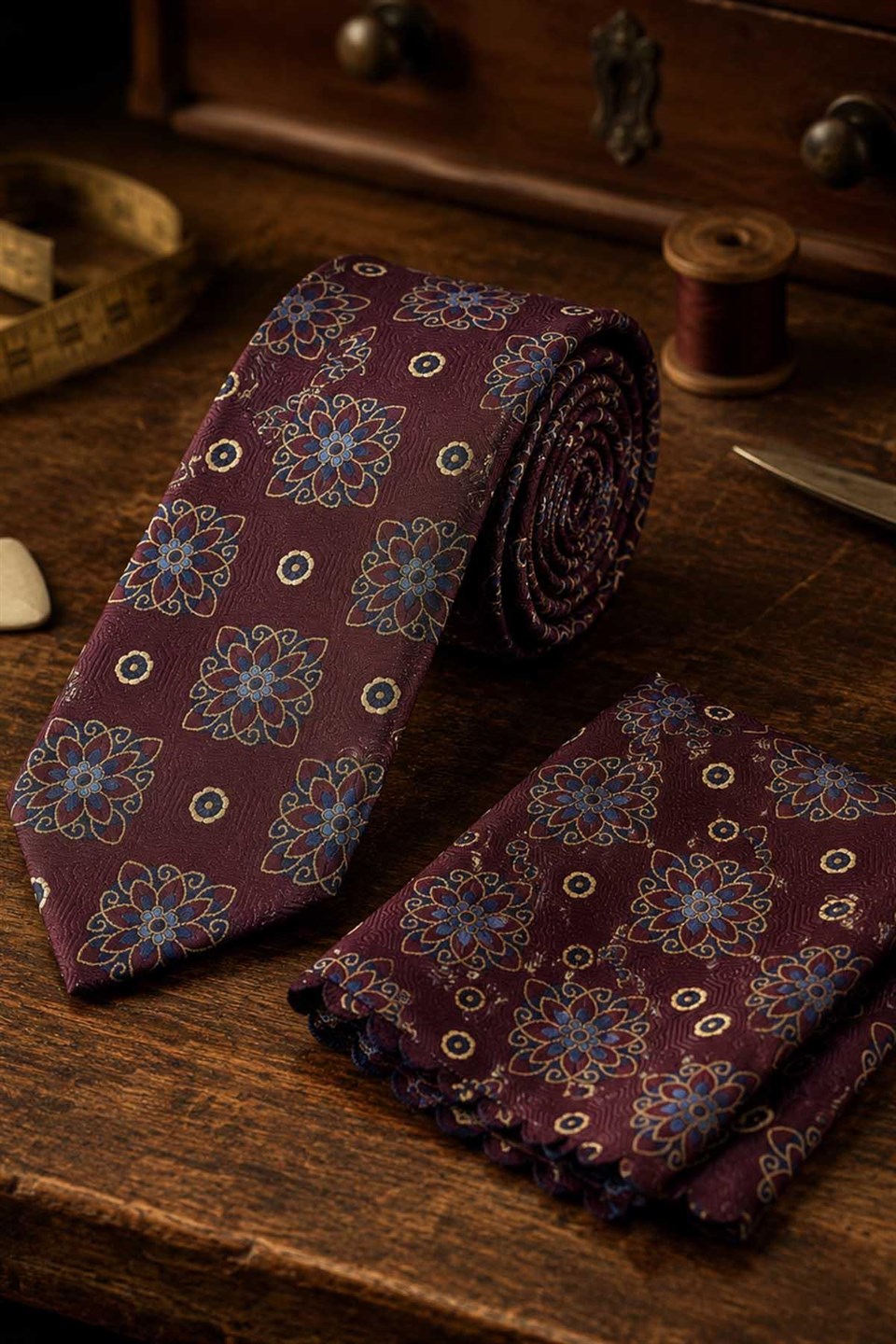 Bordo Motif Desen Mendilli Klasik Kravat KK13739