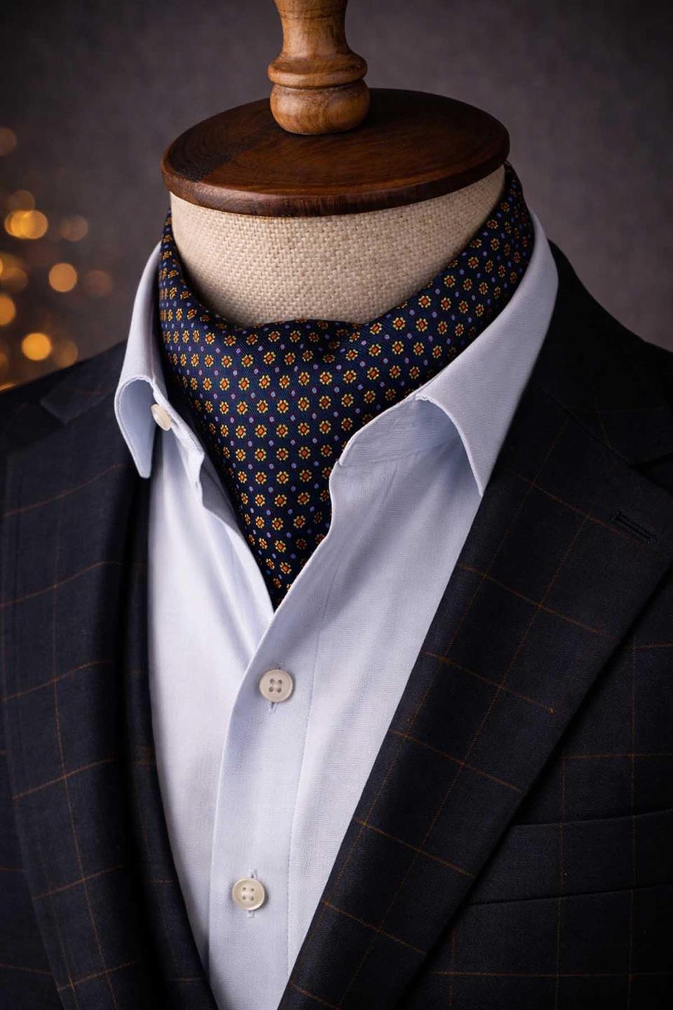 Çiçek Desen Lacivert İtalyan İpek Ascot Kravat SAC39