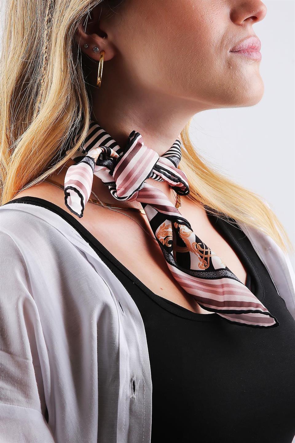 Çok Renkli Motif Desen Fular Bandana 55-55 KDNF01