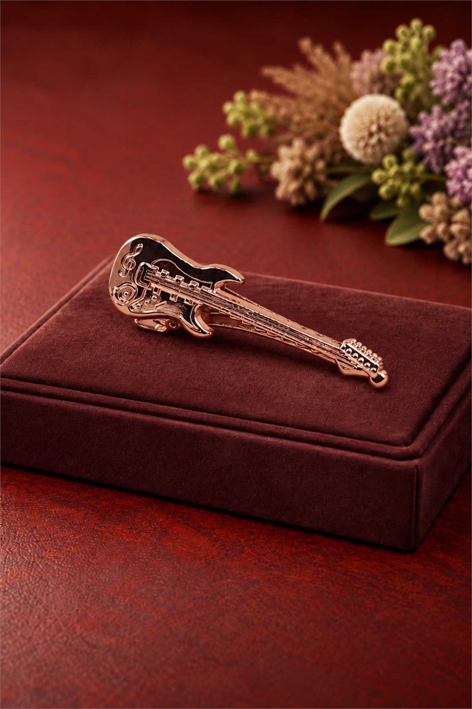 Gitar Bronz Renk Kravat İğnesi KIY794