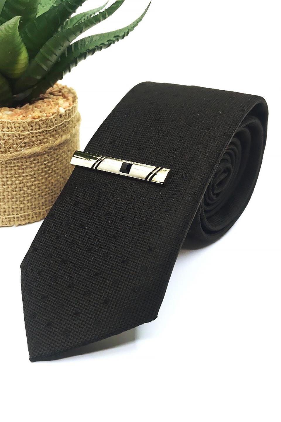 Gold Renk Yarı Parlak Siyah Taşlı Kravat İğnesi KIY496