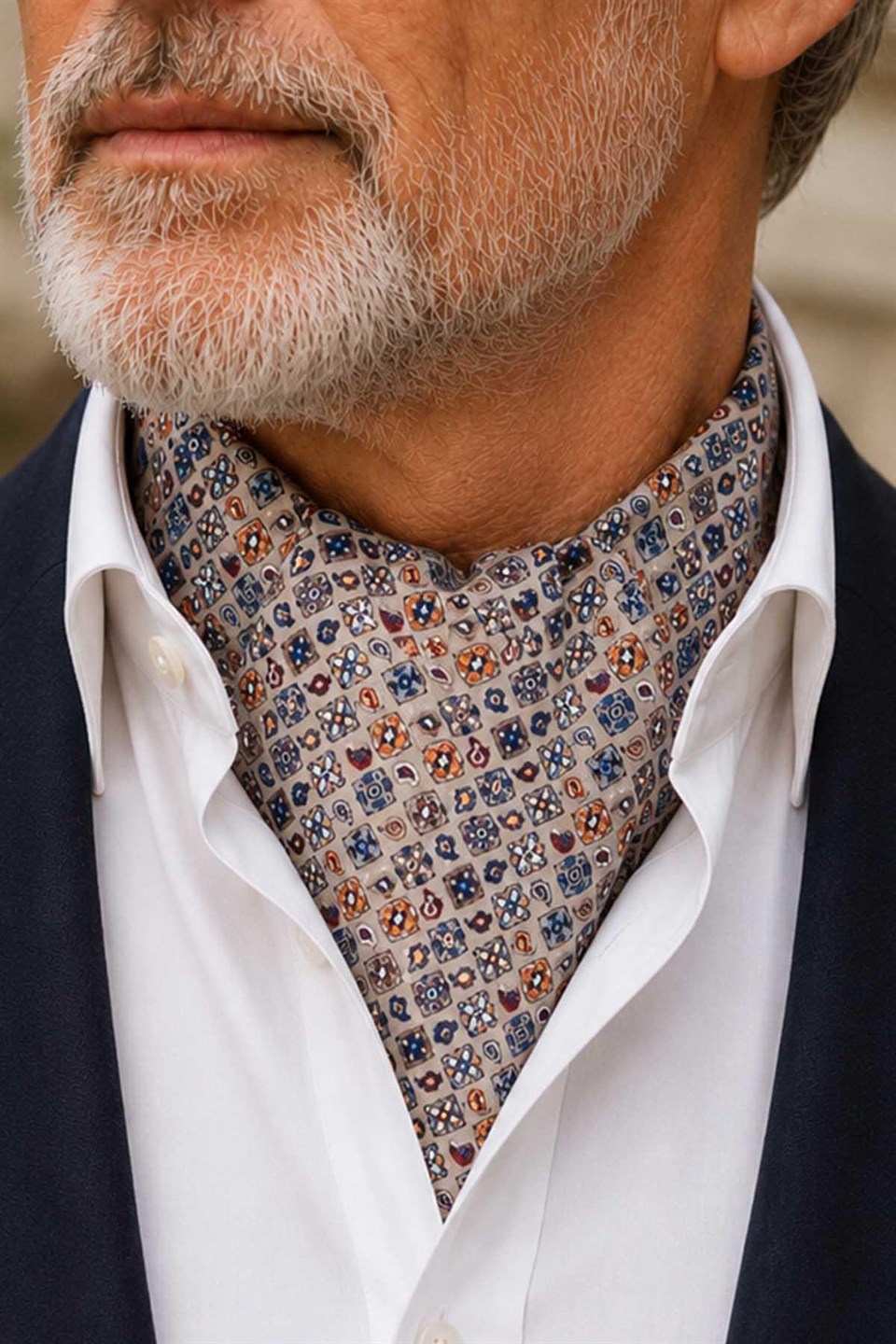 Gri Çok Renkli Motif Desen Ascot Kravat K688