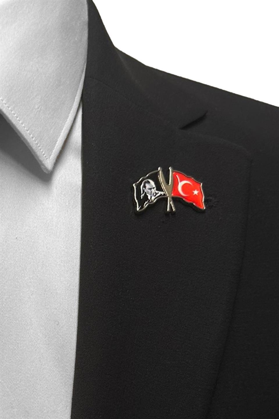 Gümüş Renk Atatürk ve Türk Bayrağı Yaka İğnesi YI412