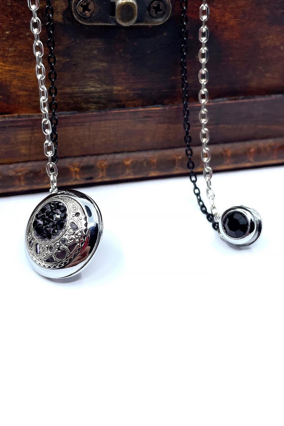 Gümüş Renk Siyah Taşlı Zincirli Ceket Yaka İğnesi YI375