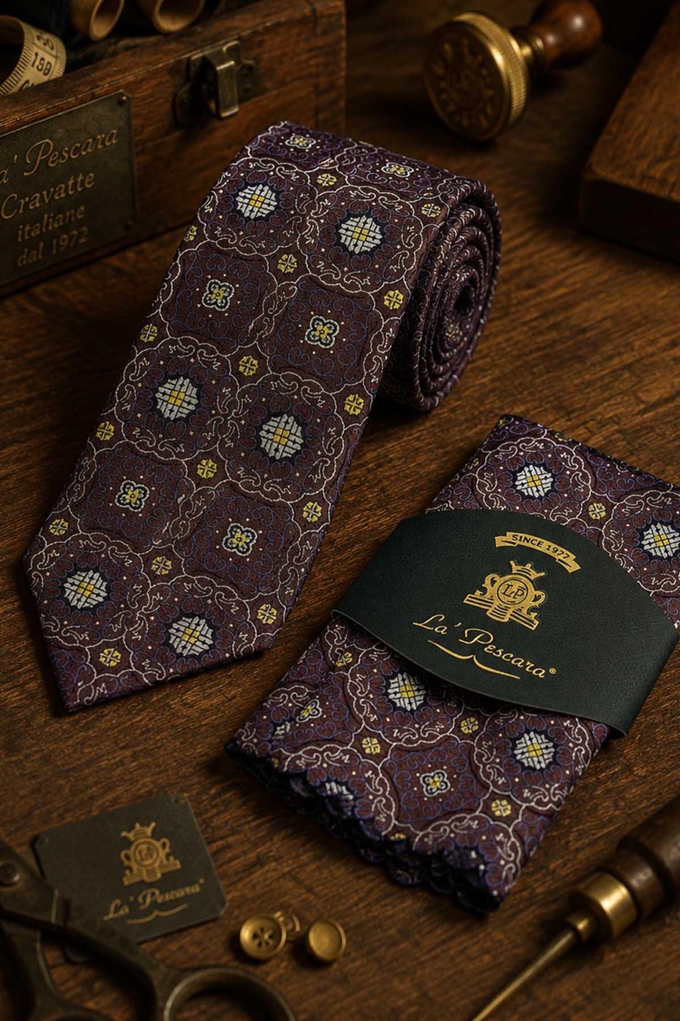 Kahve Sarı Motif Desen Mendilli Klasik Kravat KK13758