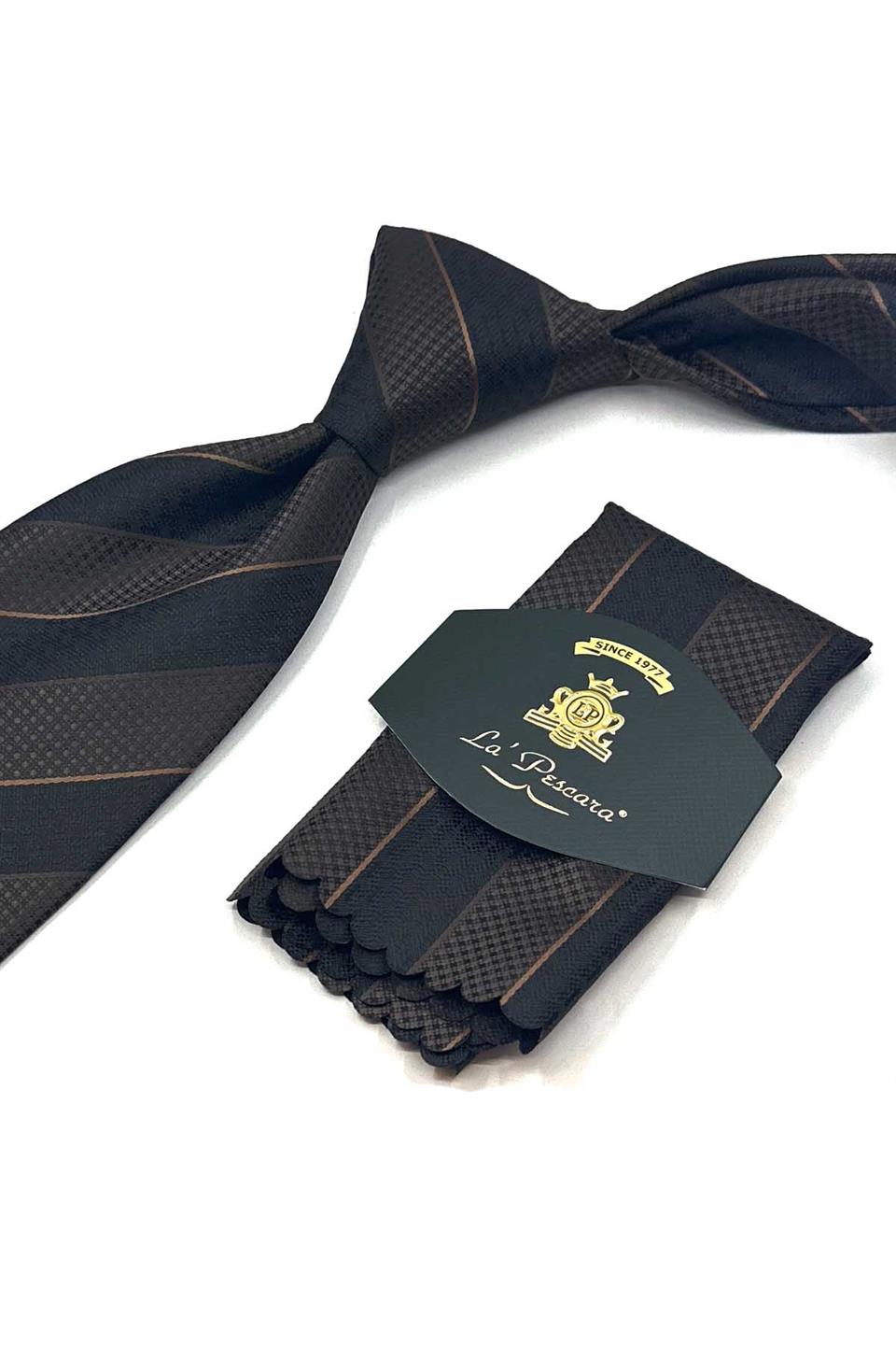 Kahverengi Çizgi Desen Mendilli Klasik Kravat KK13146