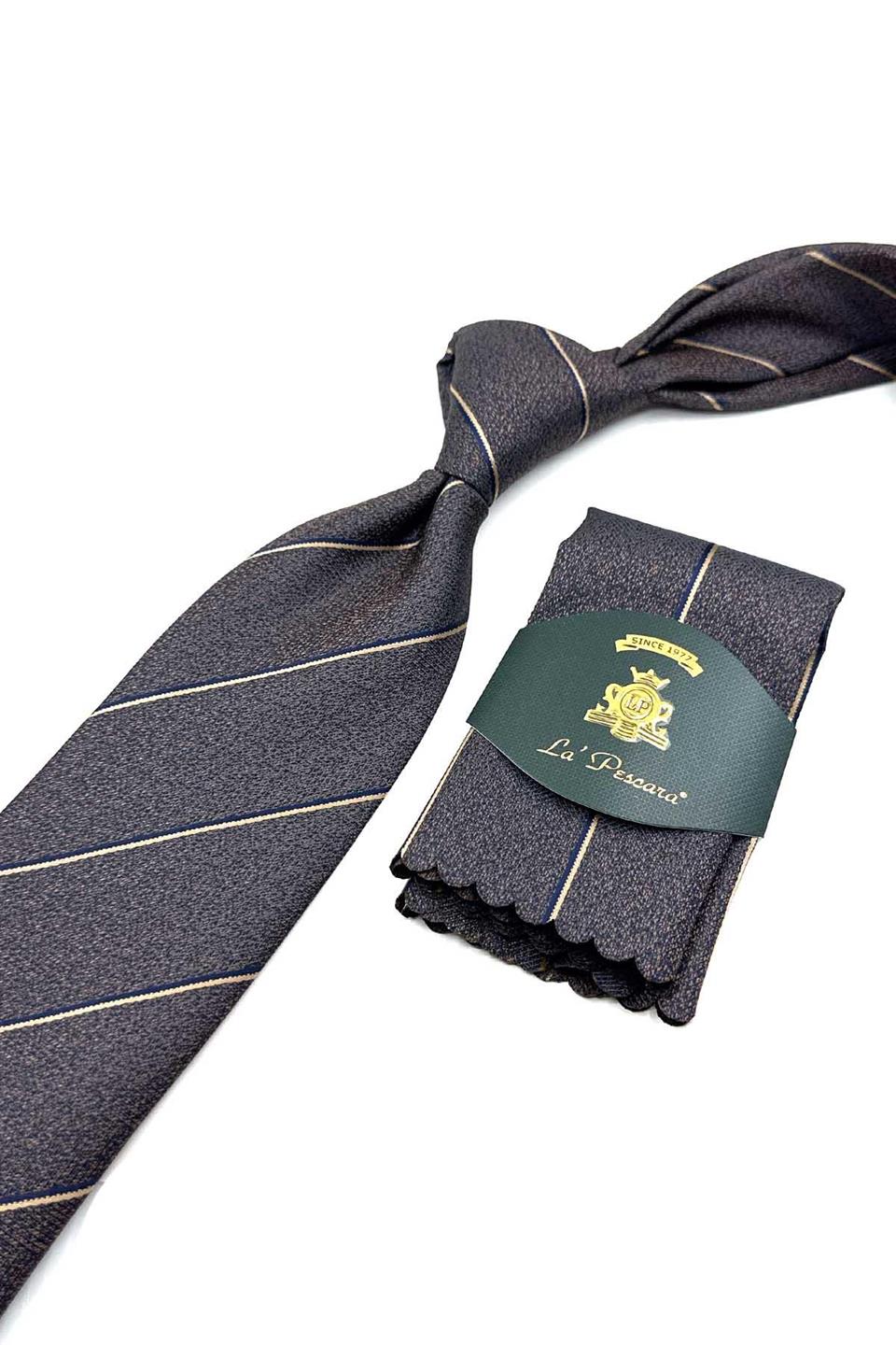 Kahverengi Çizgi Desen Mendilli Klasik Kravat KK12632