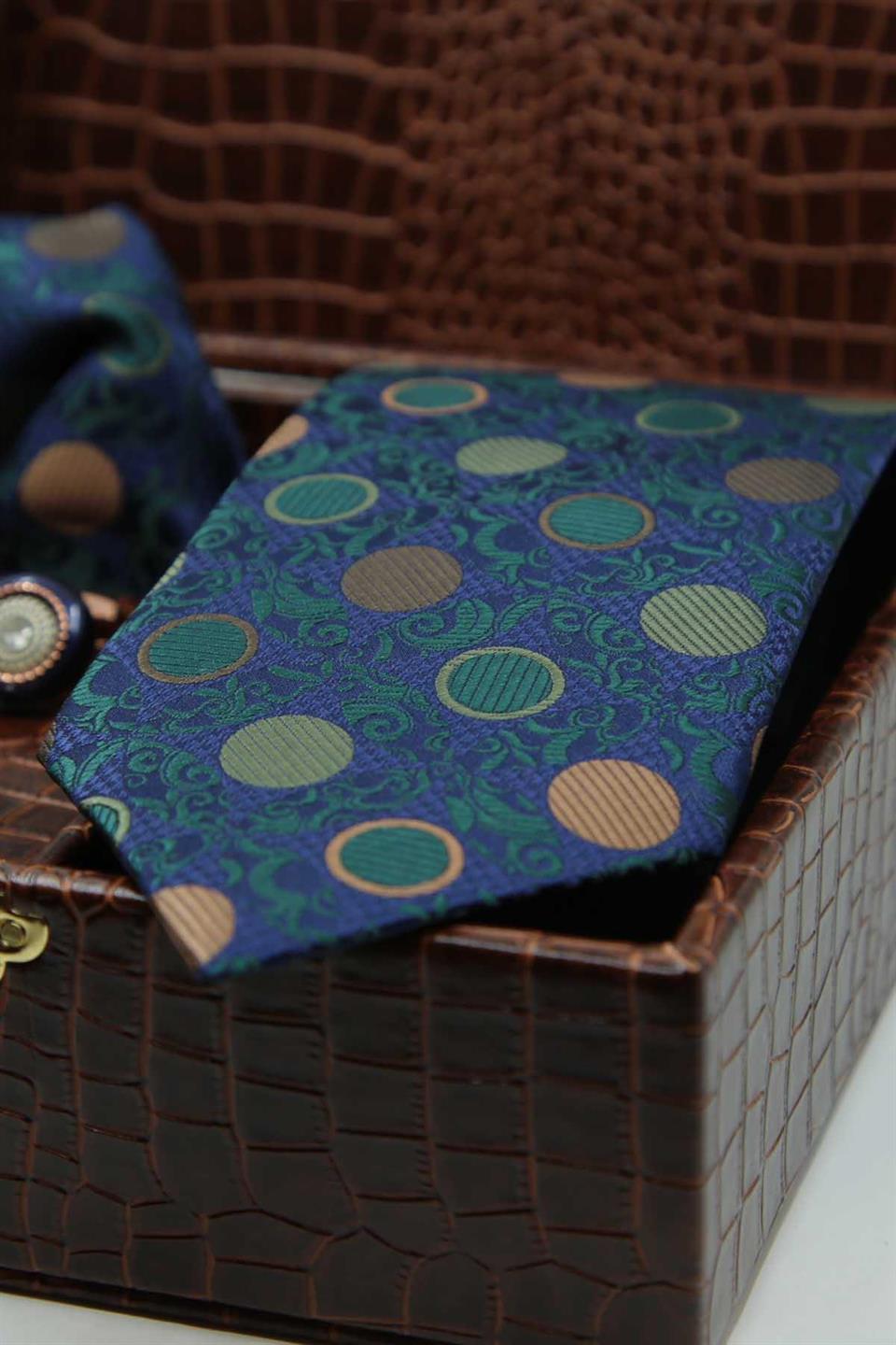 Kahverengi Erkek Hediye Kutusu - Mendilli Kravat Kol Düğmesi Kravat İğnesi KMK111