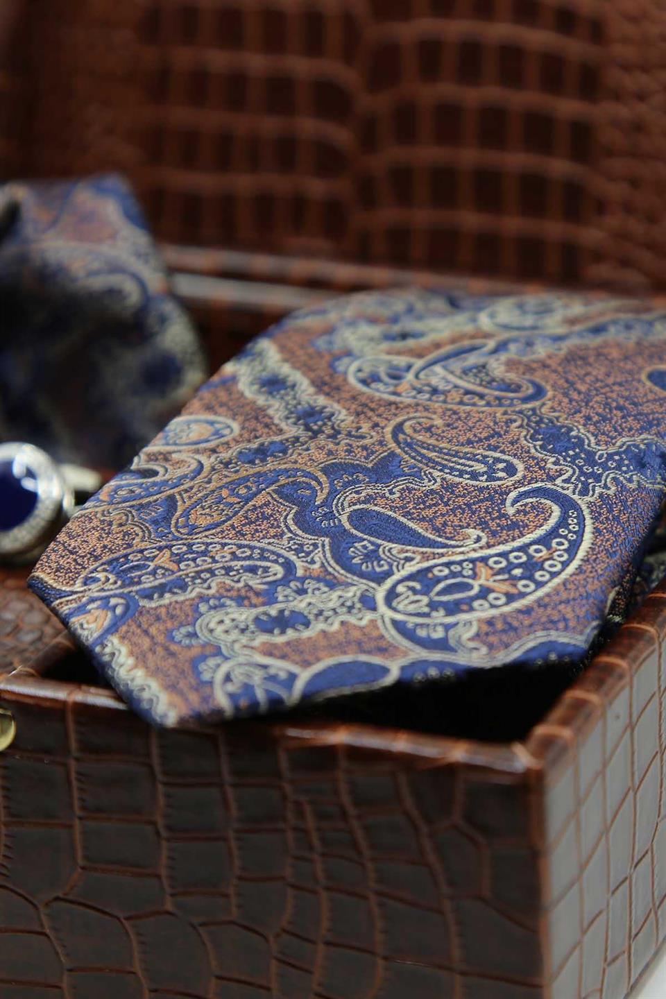 Kahverengi Erkek Hediye Kutusu - Mendilli Kravat Kol Düğmesi Kravat İğnesi KMK87