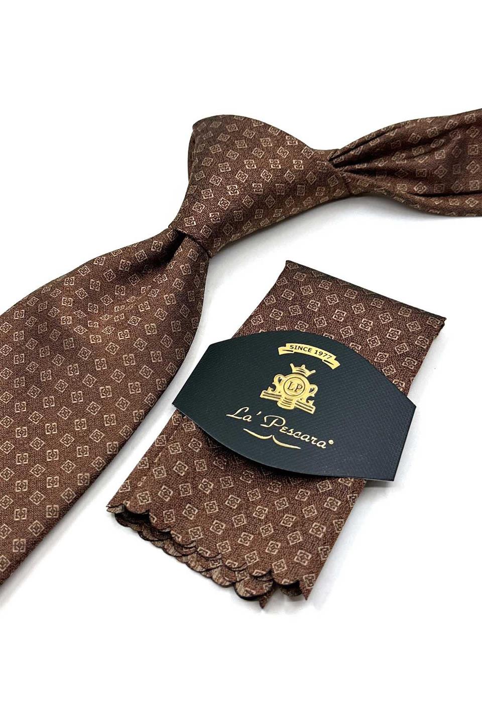 Kahverengi Küçük Desen Mendilli Klasik Kravat KK13528