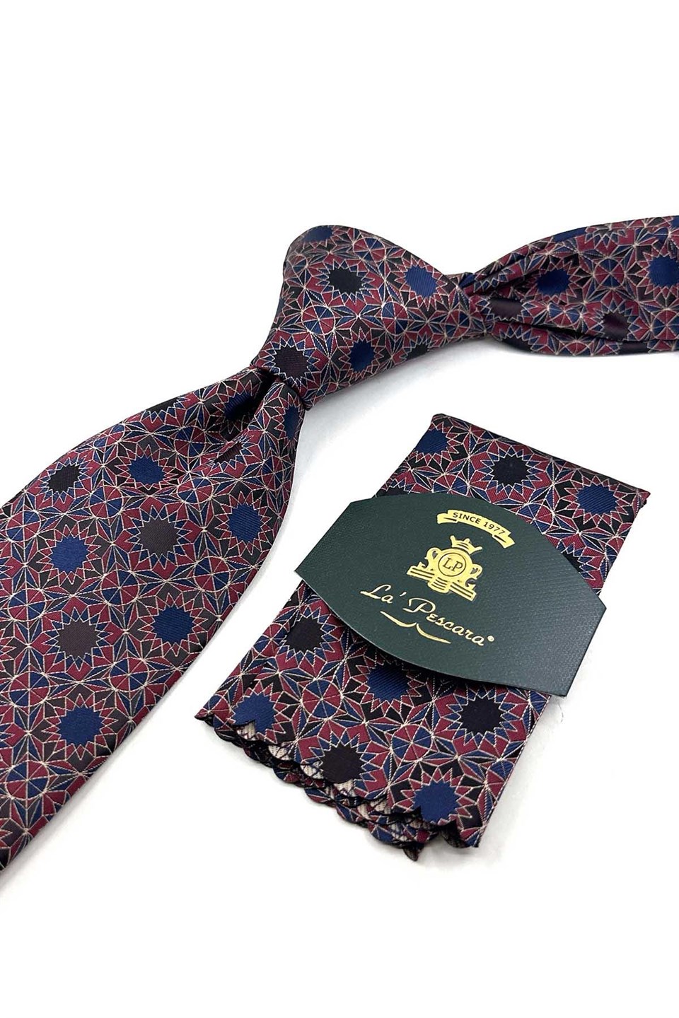 Kırmızı Lacivert Motif Desen Mendilli Klasik Kravat KK13911