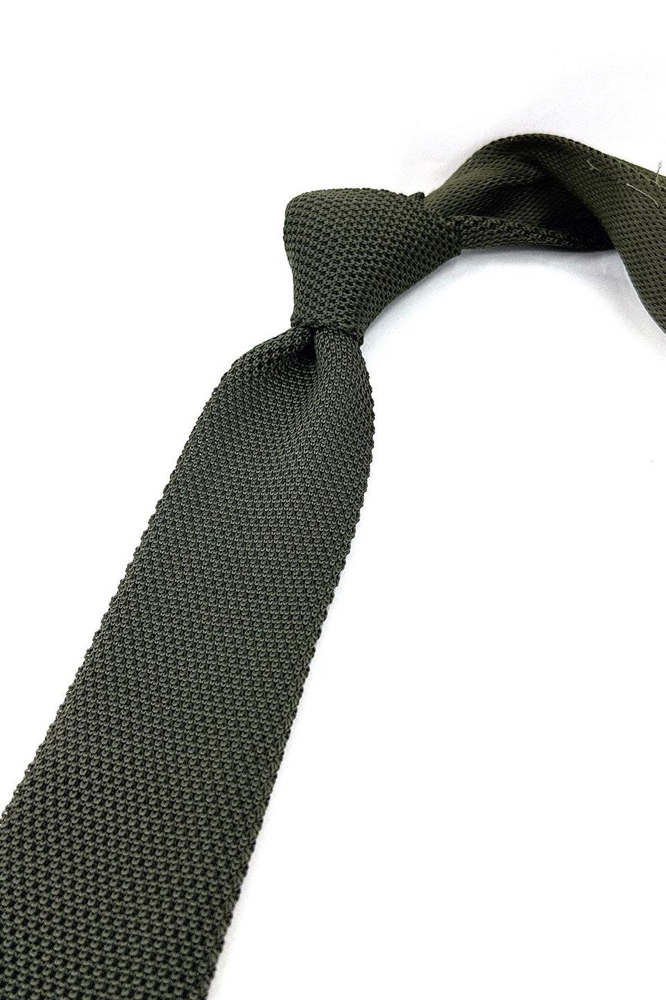 Köknar Yeşili Düz Örgü Kravat ÖR8352