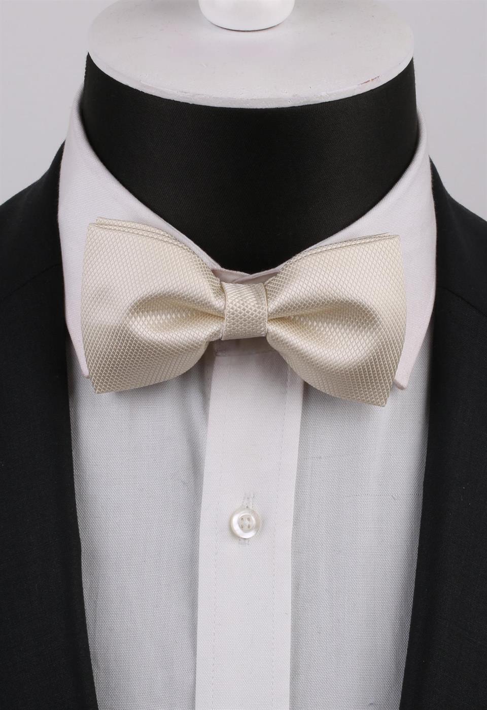 Krem Kendinden Desenli Papyon P482